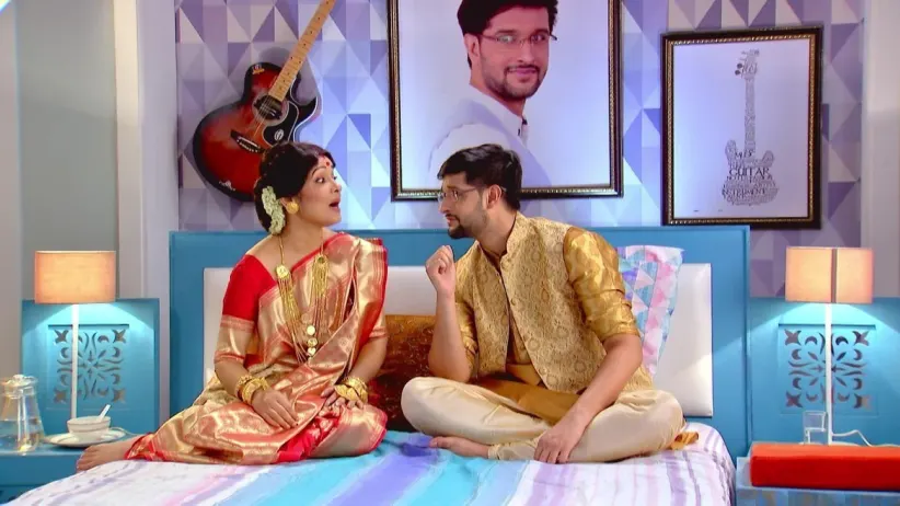Shyama sings for Radharani - Krishnakoli