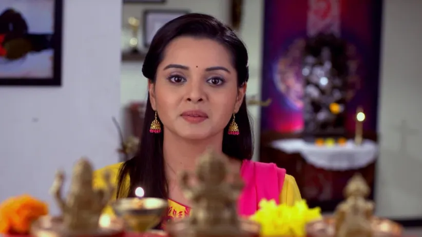 Misunderstanding Between Madhura and Aditya - Aamhi Doghi - Highlights