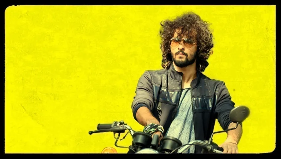 Valiyaperunnal Movie