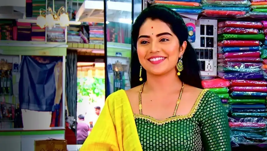 Jothe Jotheyali TV Show